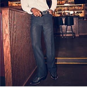 Wrangler Boot Cut Dress Jeans in Black - men’s size 34/32